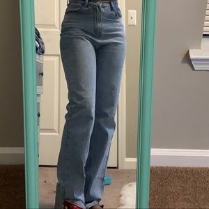 Split boyfriend jeans